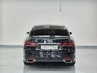 LEXUS LS500 2021
