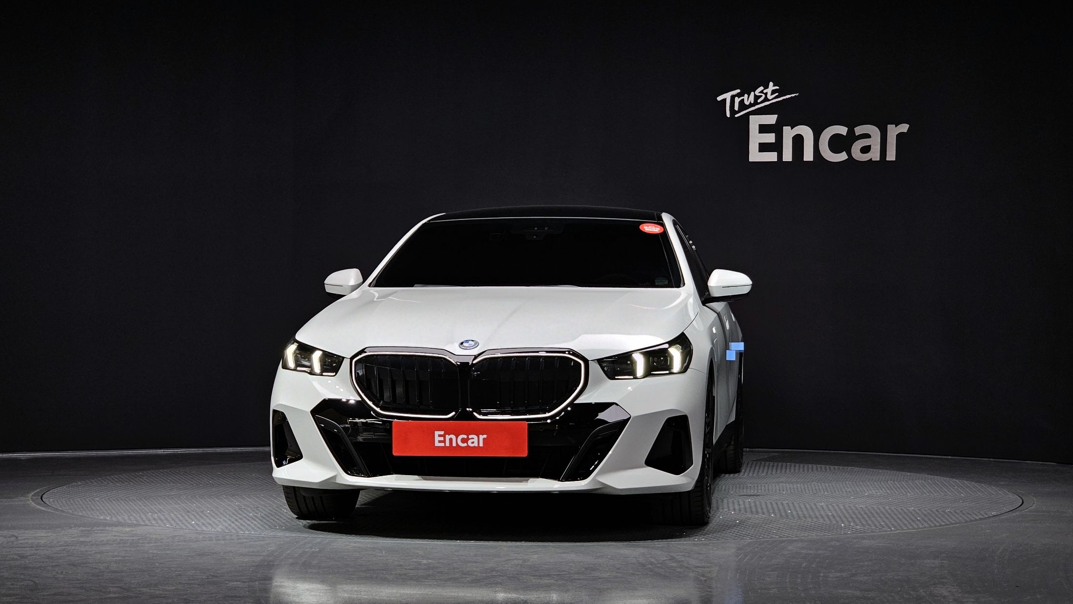 BMW 5-SERIES G60 2024