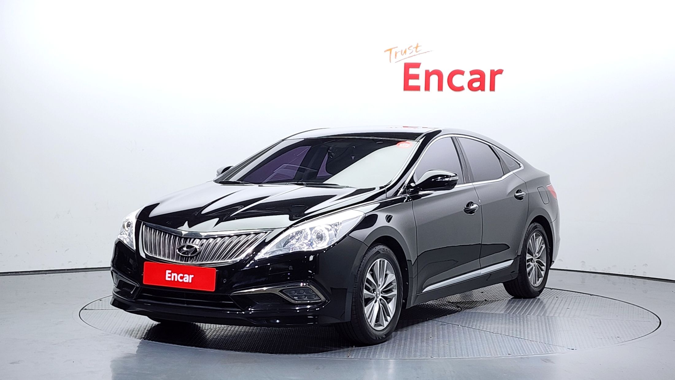 HYUNDAI GRANDEUR HG 2015