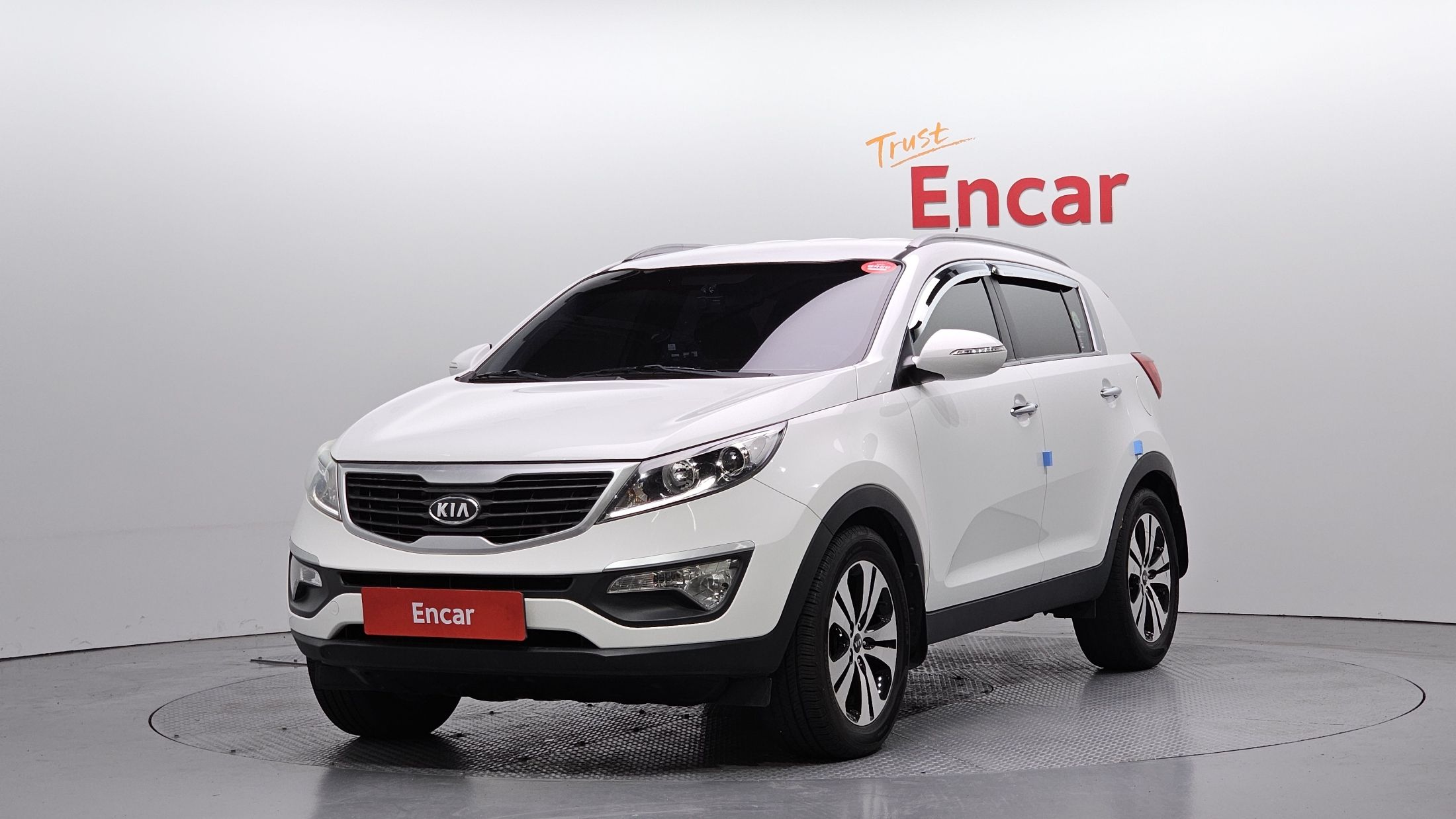 KIA SPORTAGE R