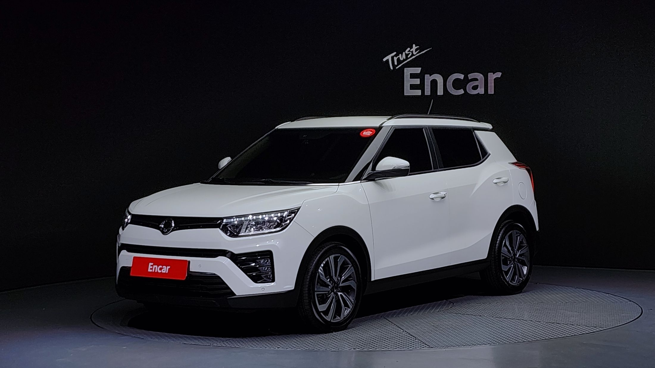 SSANGYONG TIVOLI VERY NEW 2019
