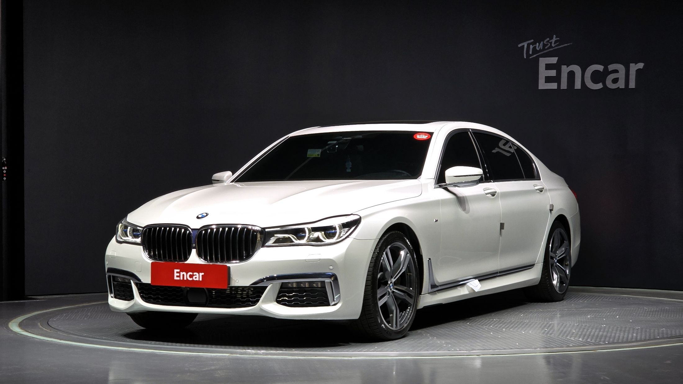BMW 7-SERIES G11