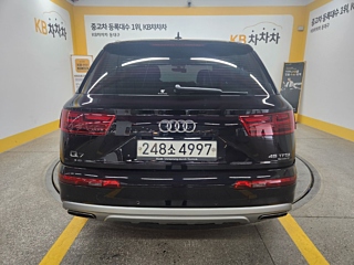 AUDI Q7 4M 2019