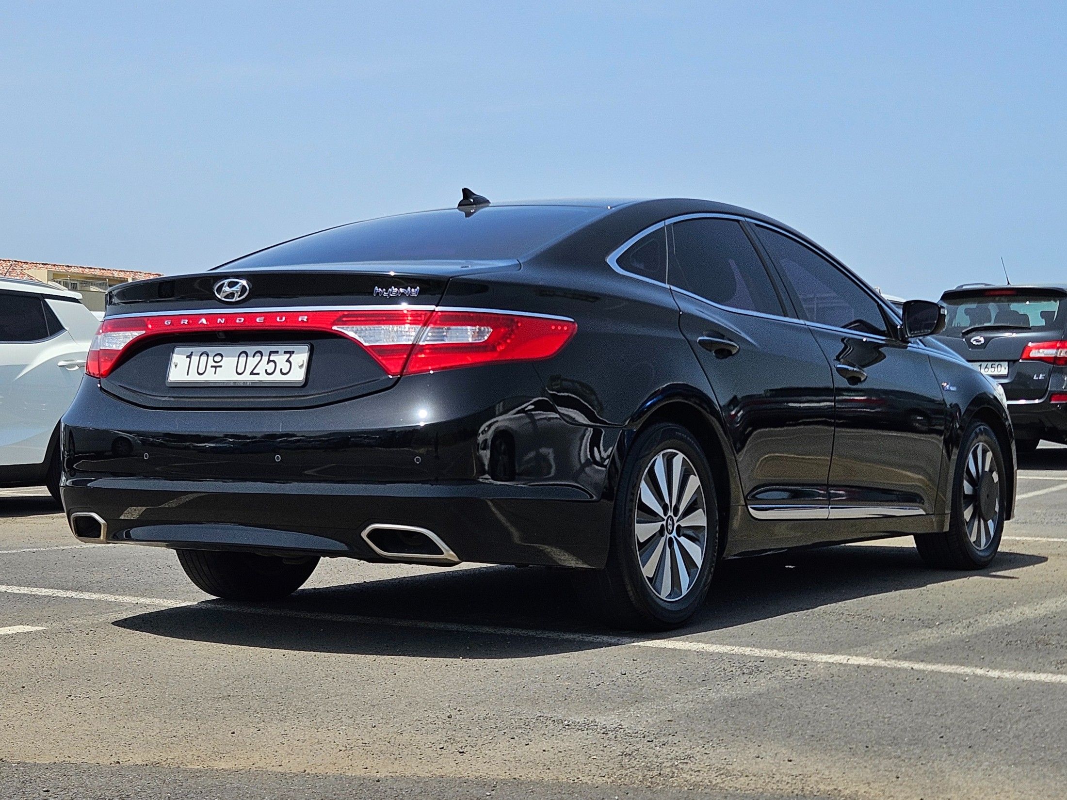 HYUNDAI GRANDEUR HG HYBRID