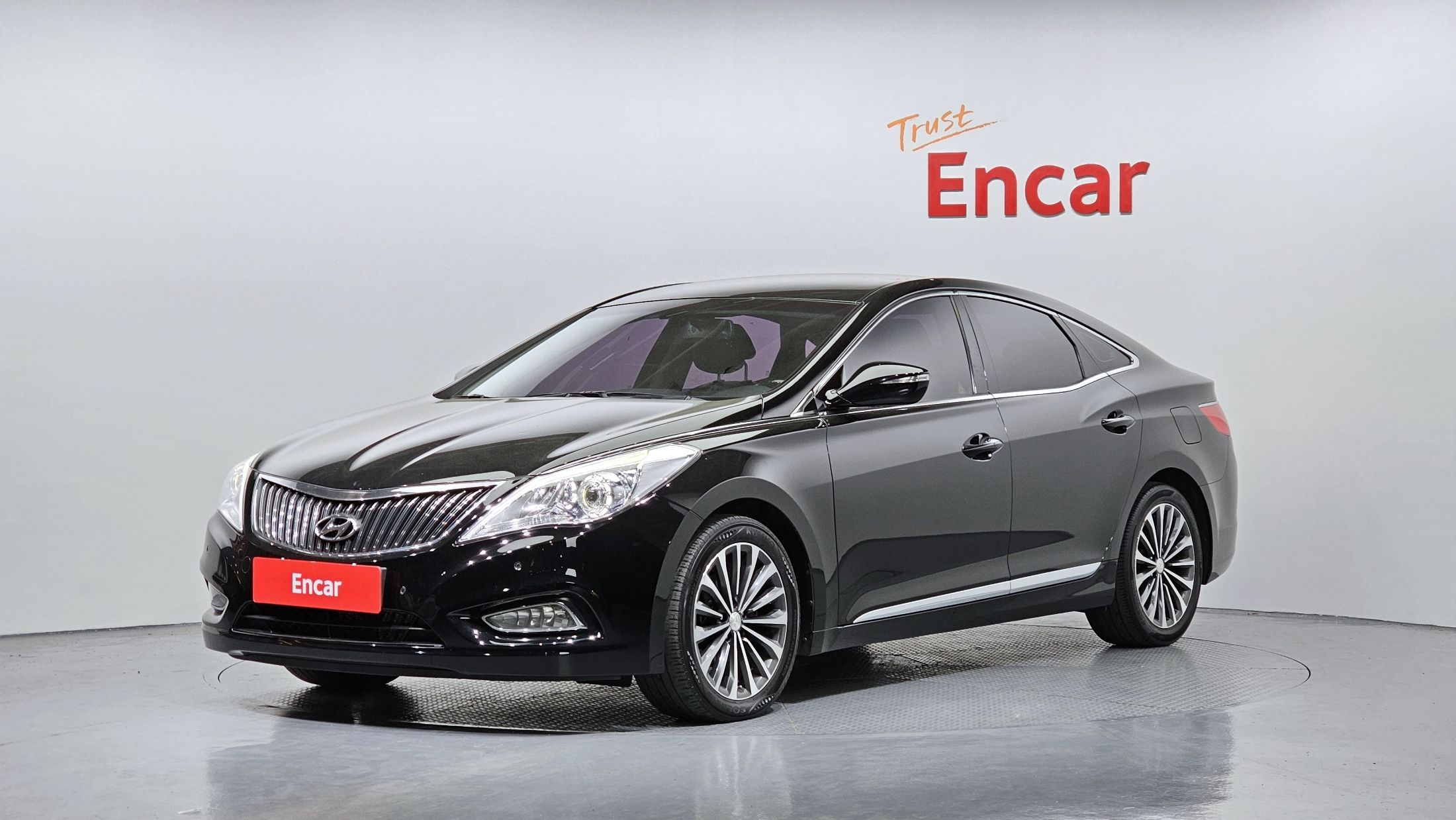HYUNDAI GRANDEUR HG 2014