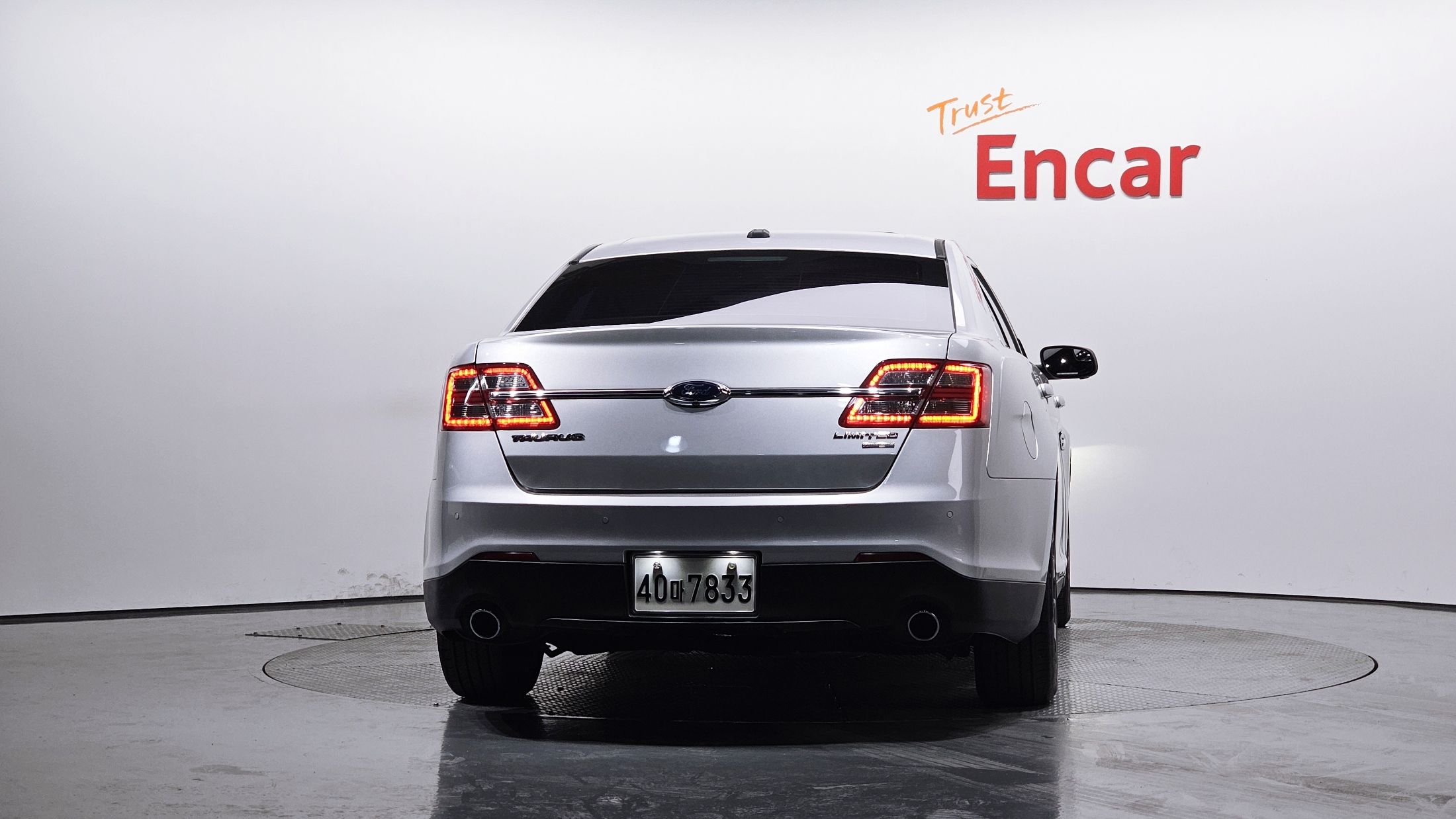 FORD TAURUS 2013