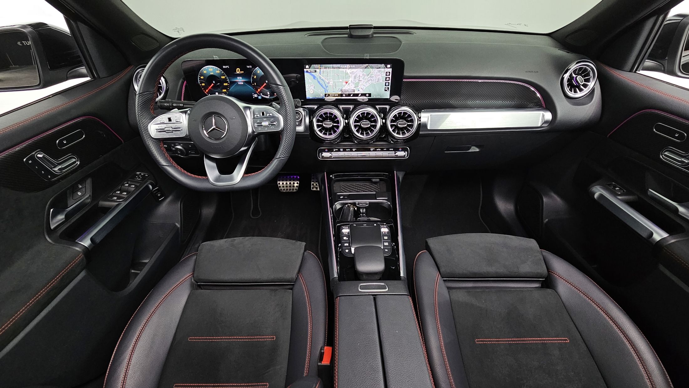 MERCEDES BENZ GLB-CLASS X247 2023