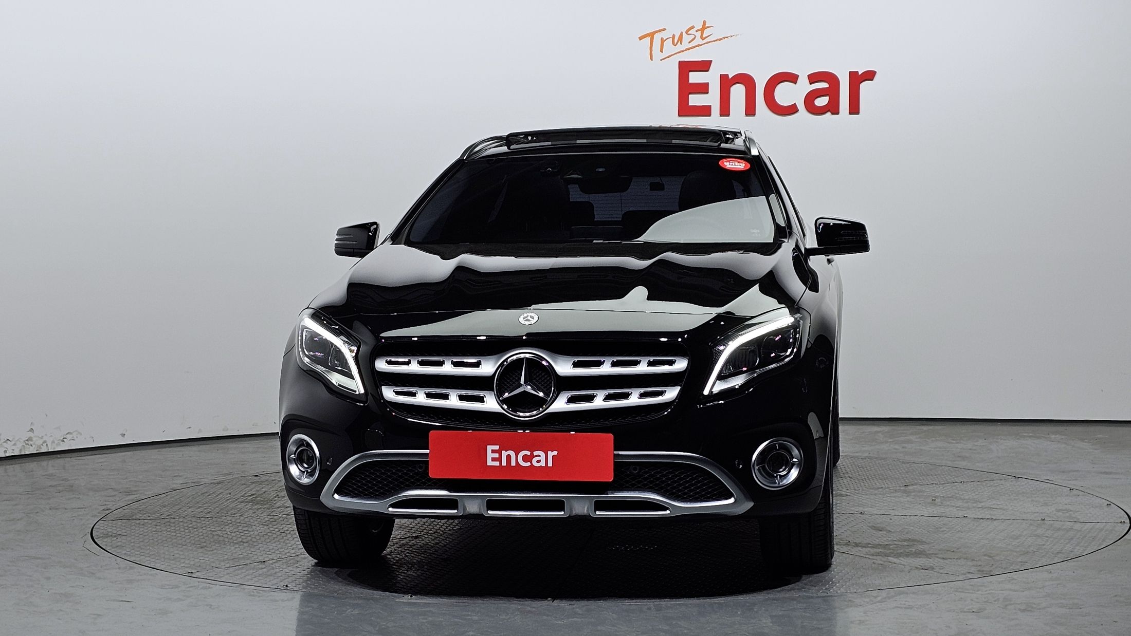 MERCEDES BENZ GLA-CLASS X156 2019