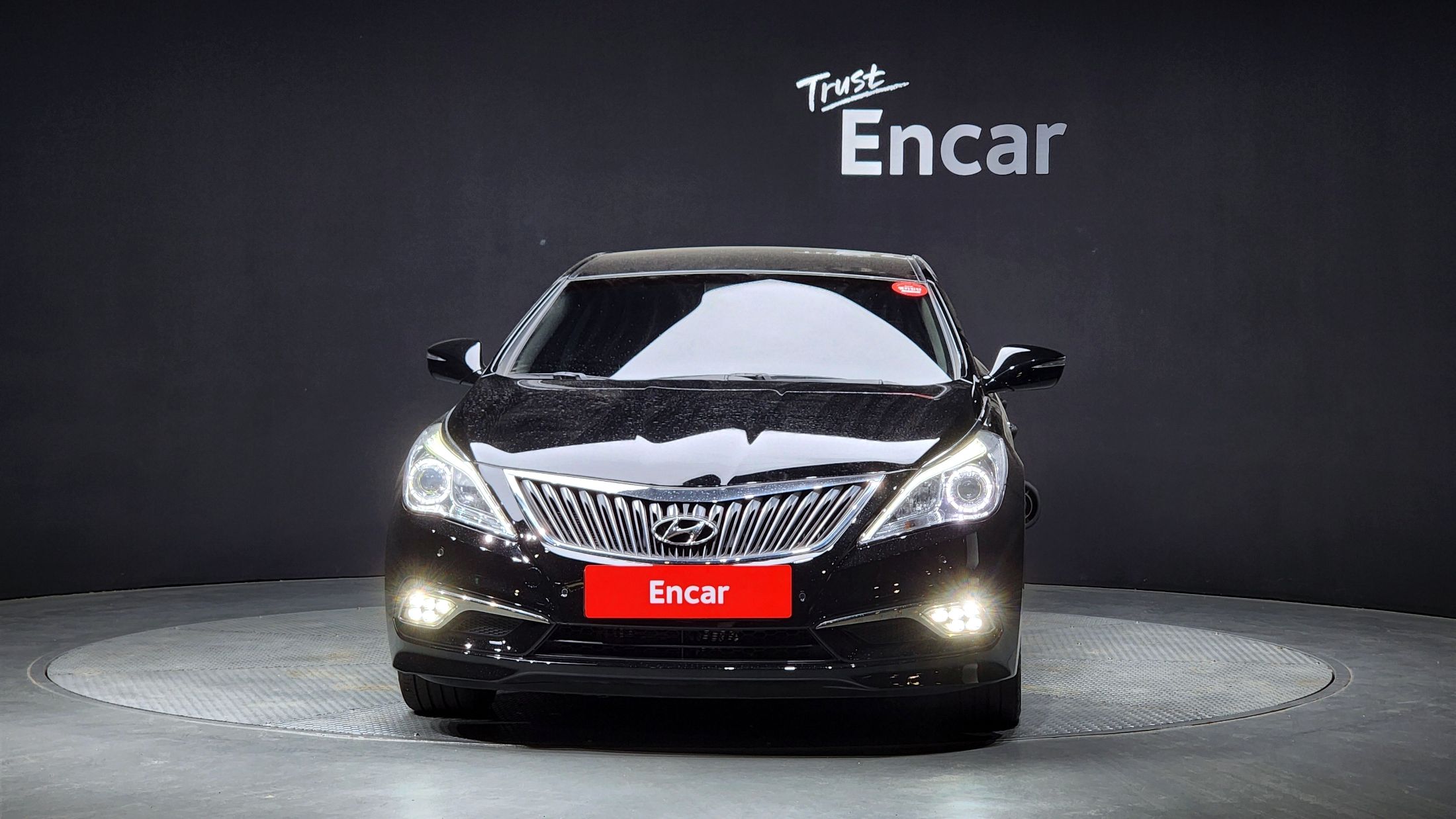 HYUNDAI GRANDEUR HG 2016