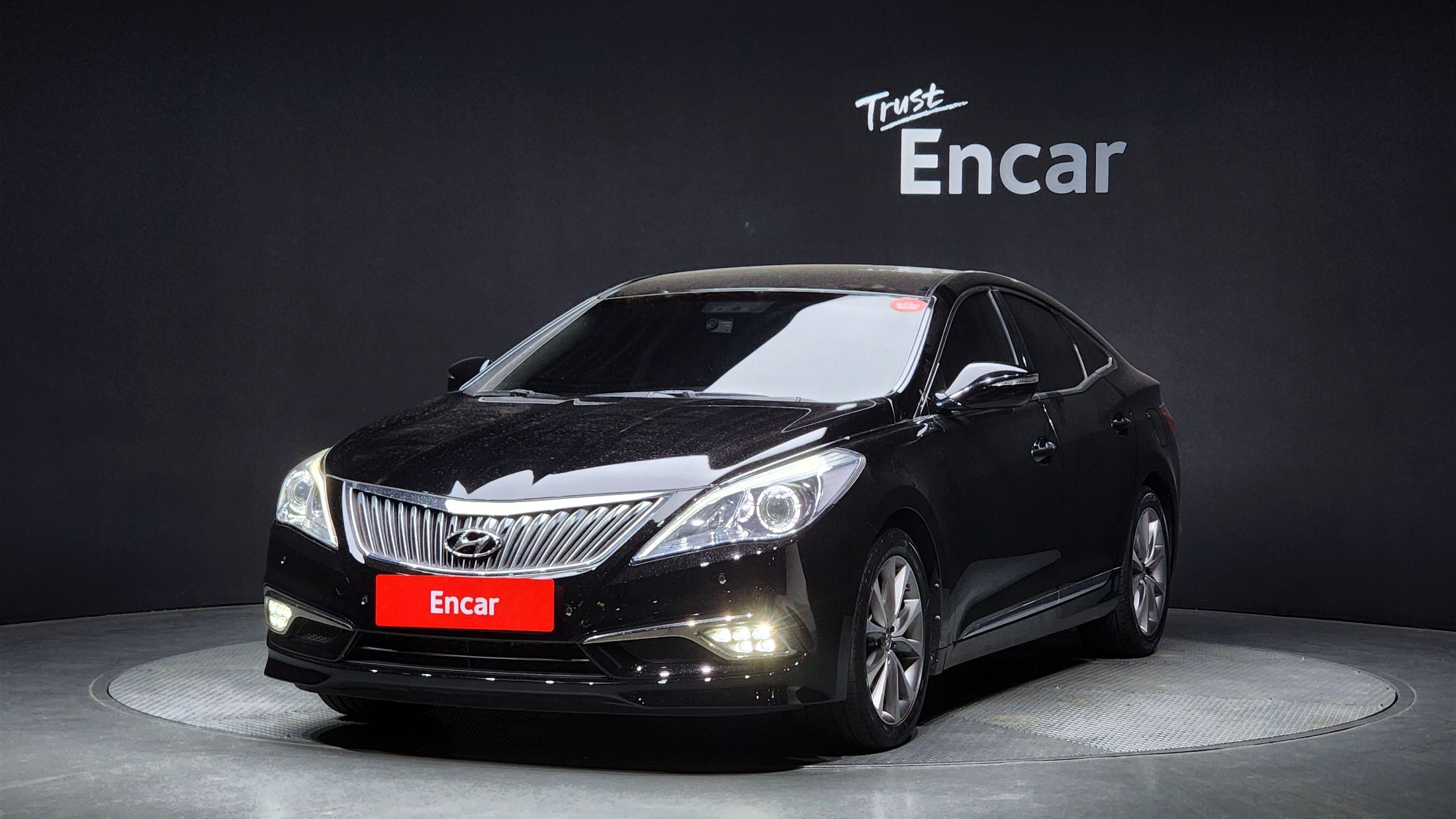 HYUNDAI GRANDEUR HG 2016