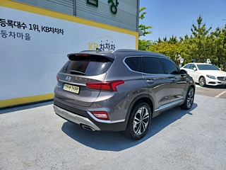 HYUNDAI SANTAFE TM 2019