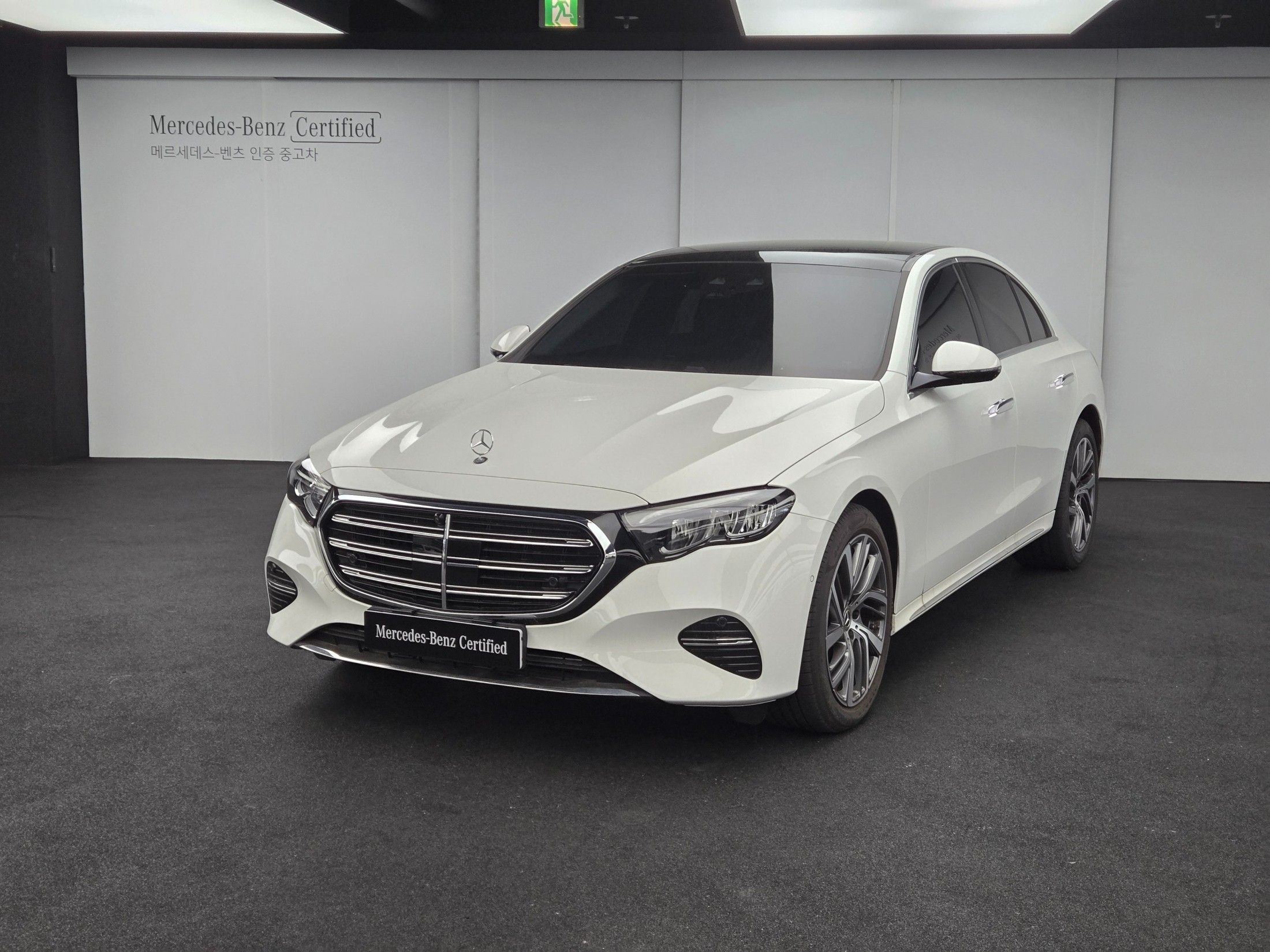 MERCEDES BENZ E-CLASS W214 2024