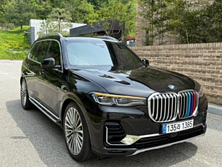 BMW X7 G07  2022