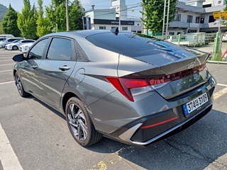 HYUNDAI AVANTE HYBRID CN7 2024