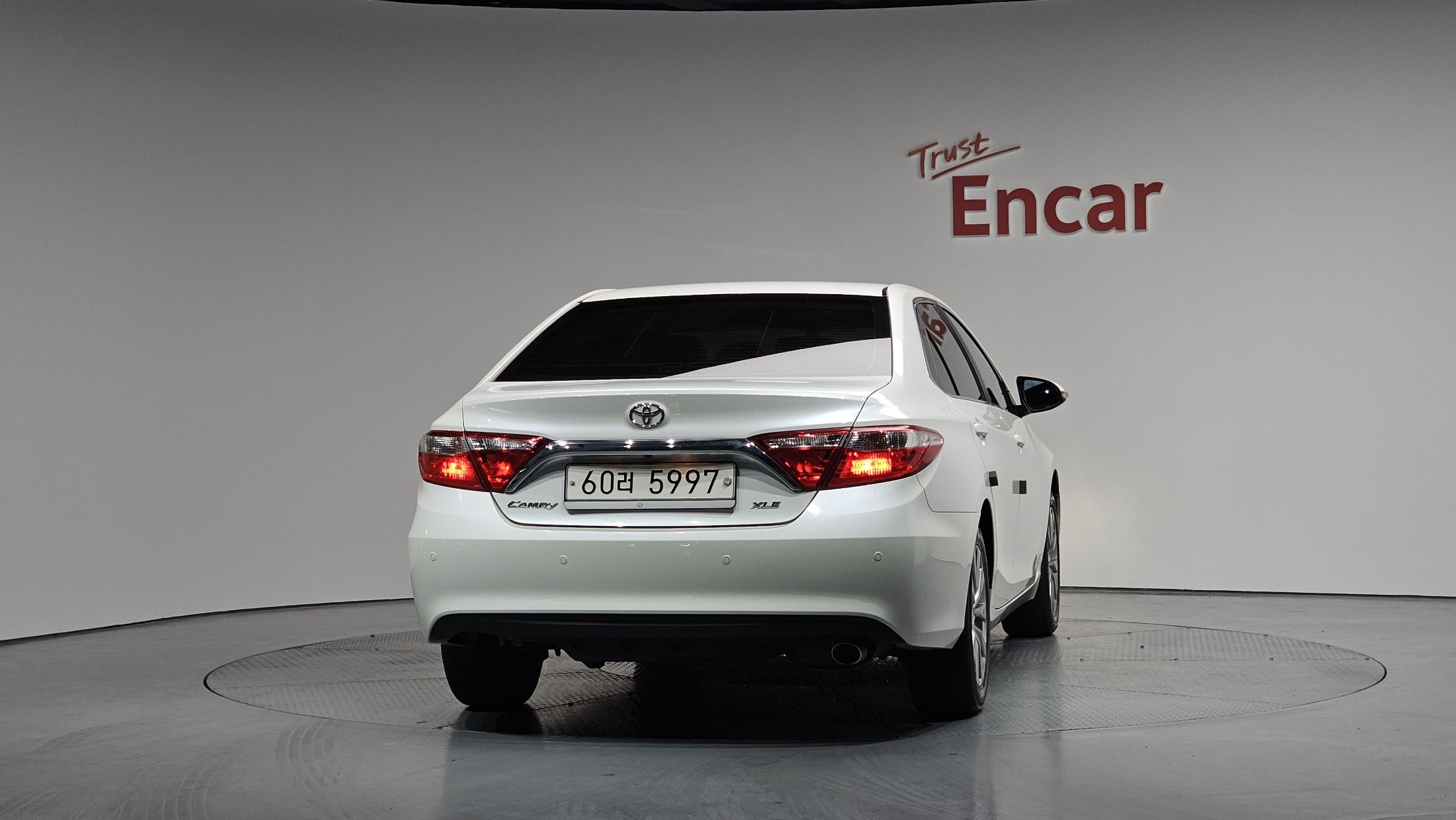 TOYOTA CAMRY 2015