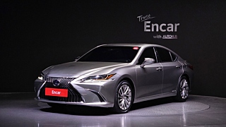 LEXUS ES300H  7 GENERATION Executive 2019