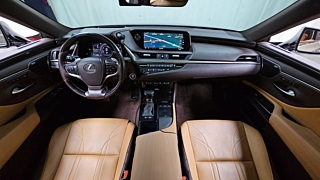 LEXUS ES300H  7 GENERATION Executive 2019