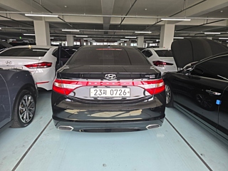 HYUNDAI GRANDEUR HG 2016
