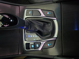 HYUNDAI GRANDEUR HG 2016