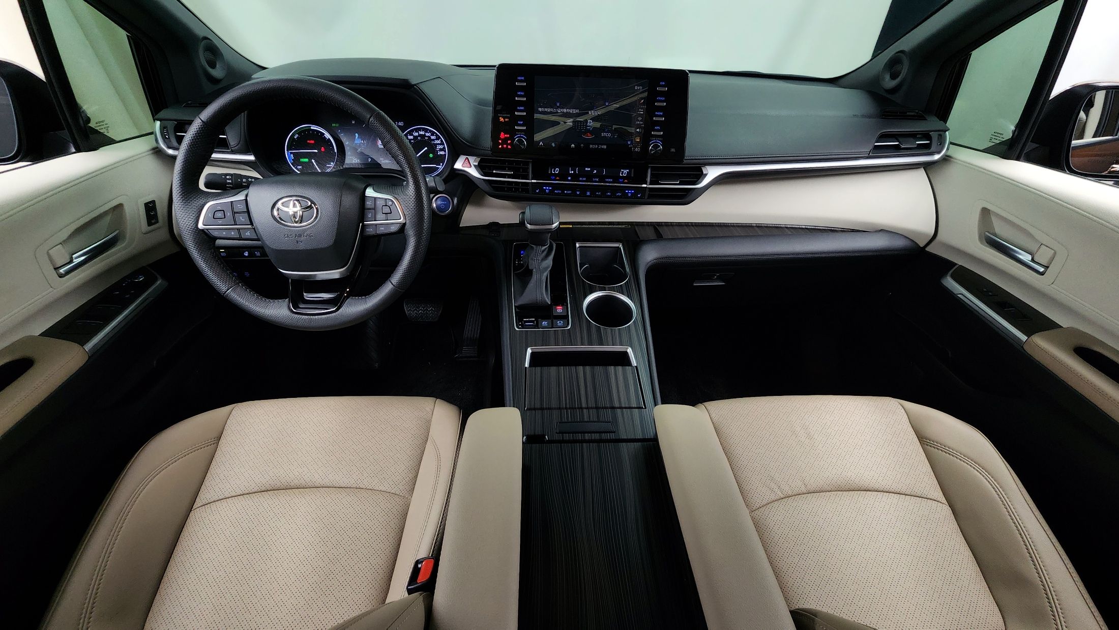 TOYOTA SIENNA 2023