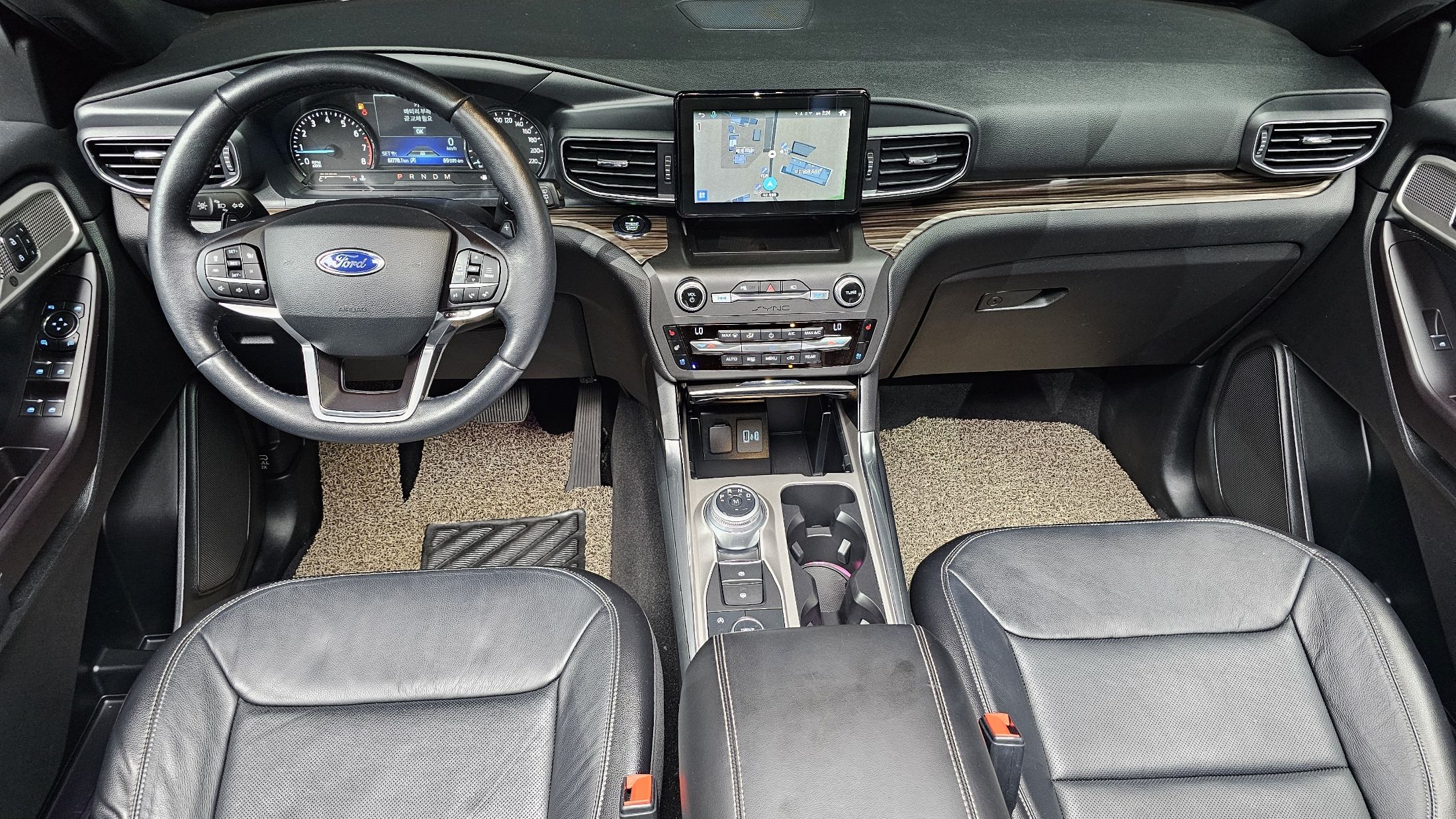 FORD EXPLORER