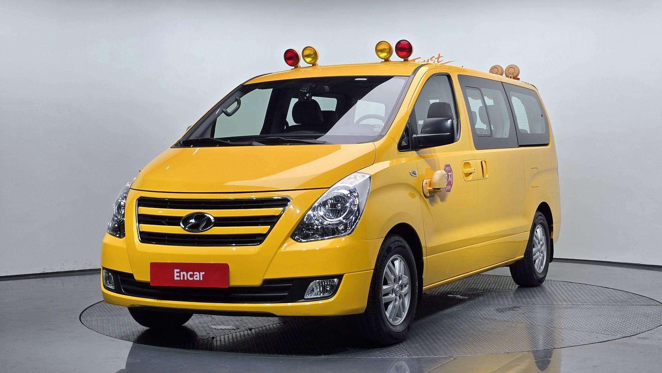 HYUNDAI STAREX GRAND