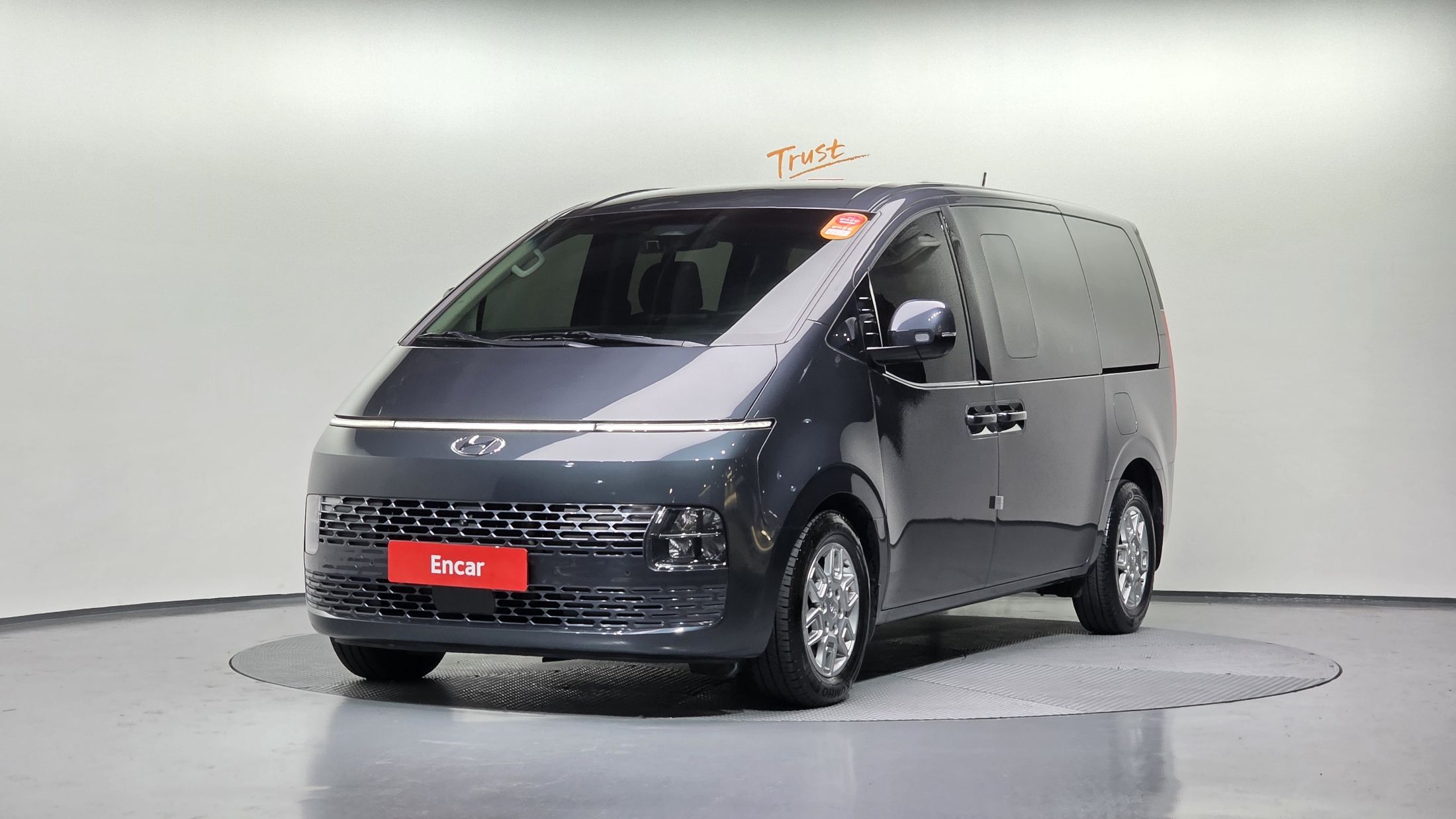 HYUNDAI STARIA 2023