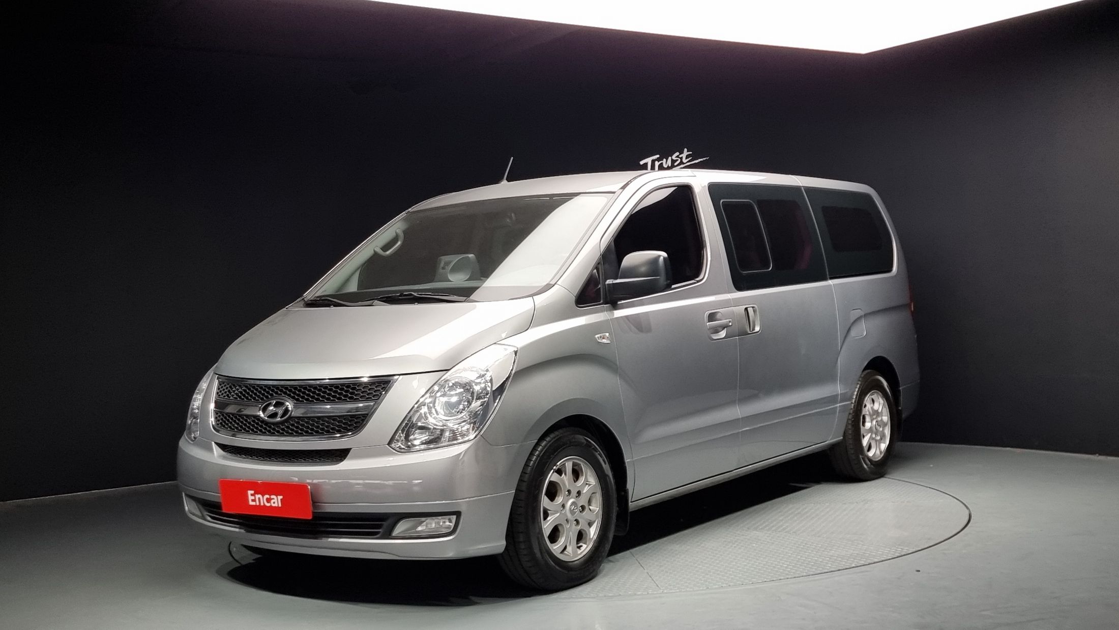 HYUNDAI STAREX GRAND