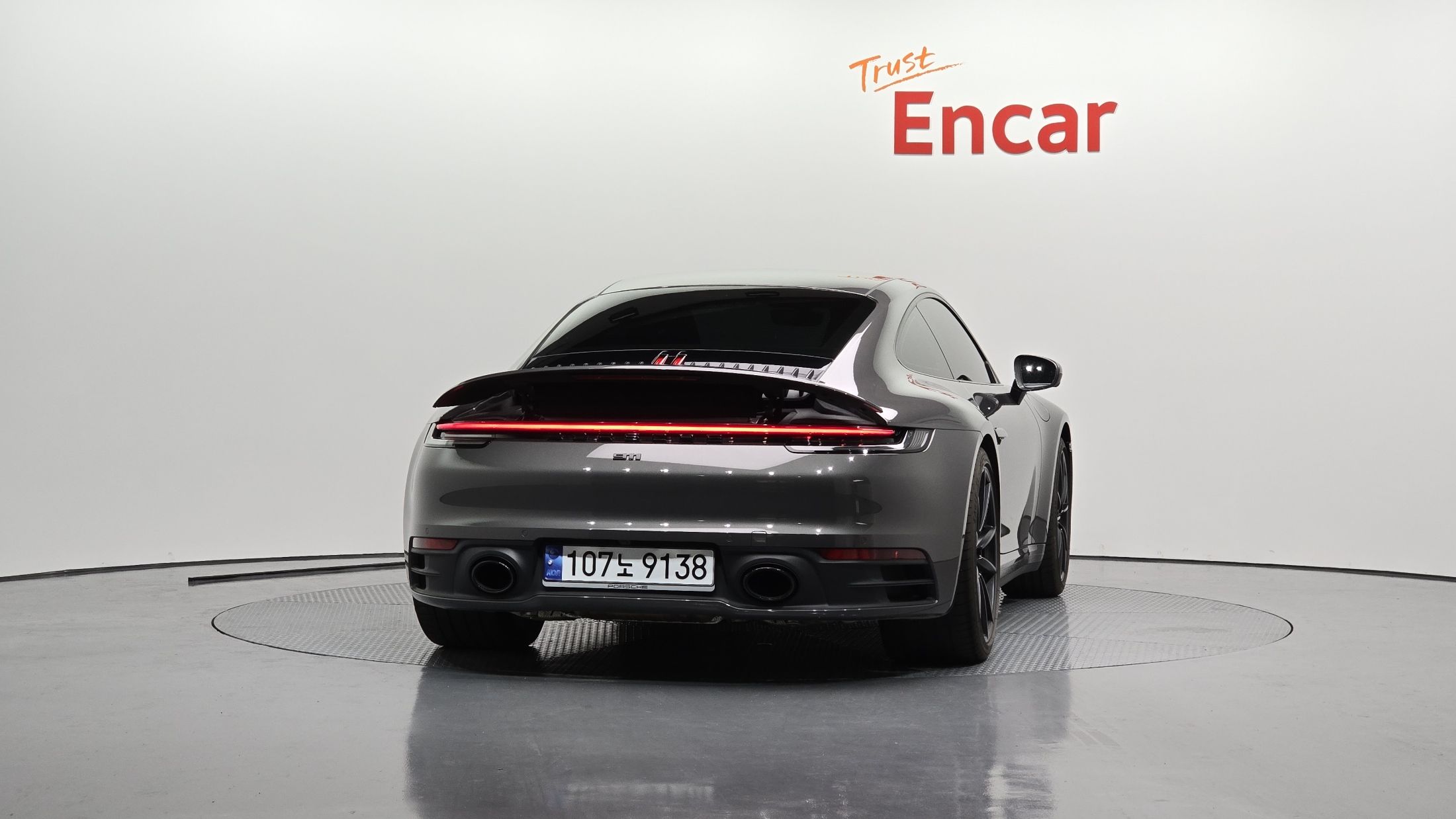 PORSCHE 911 992