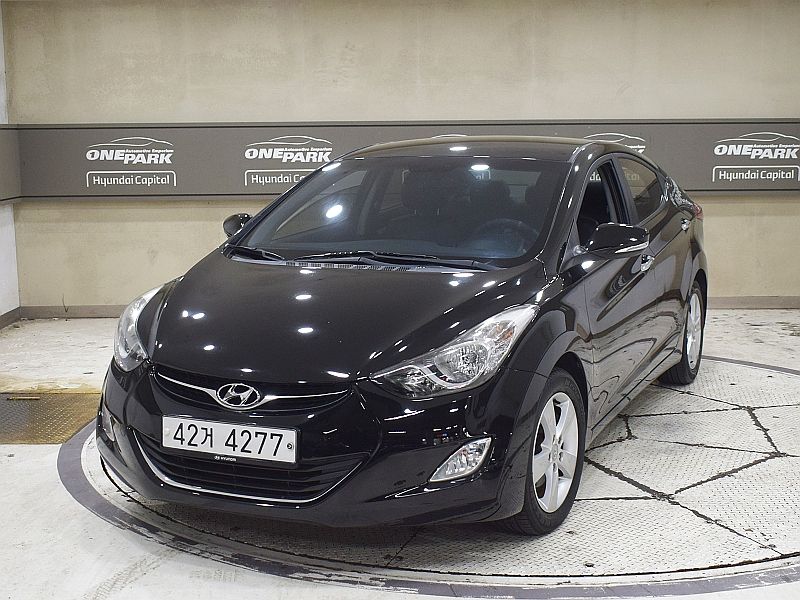 HYUNDAI AVANTE MD 2012