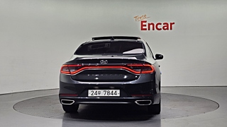 HYUNDAI GRANDEUR IG 2018
