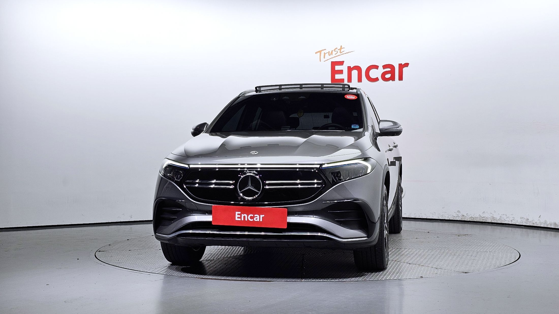 MERCEDES BENZ EQA H243