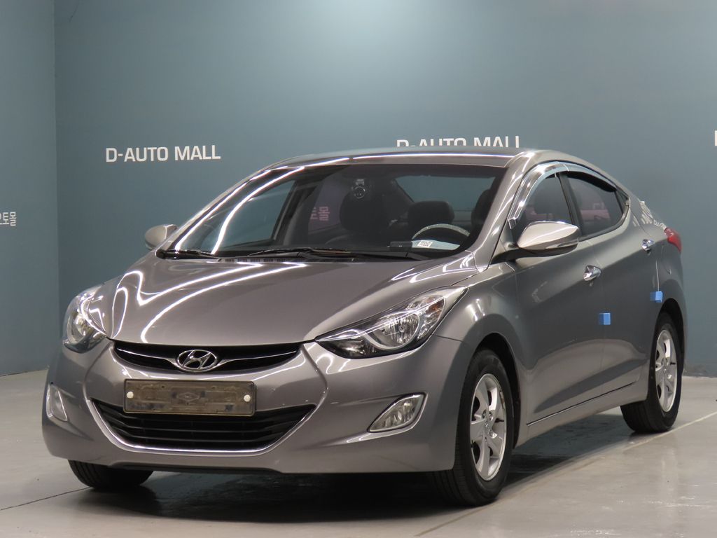 HYUNDAI AVANTE MD 2011