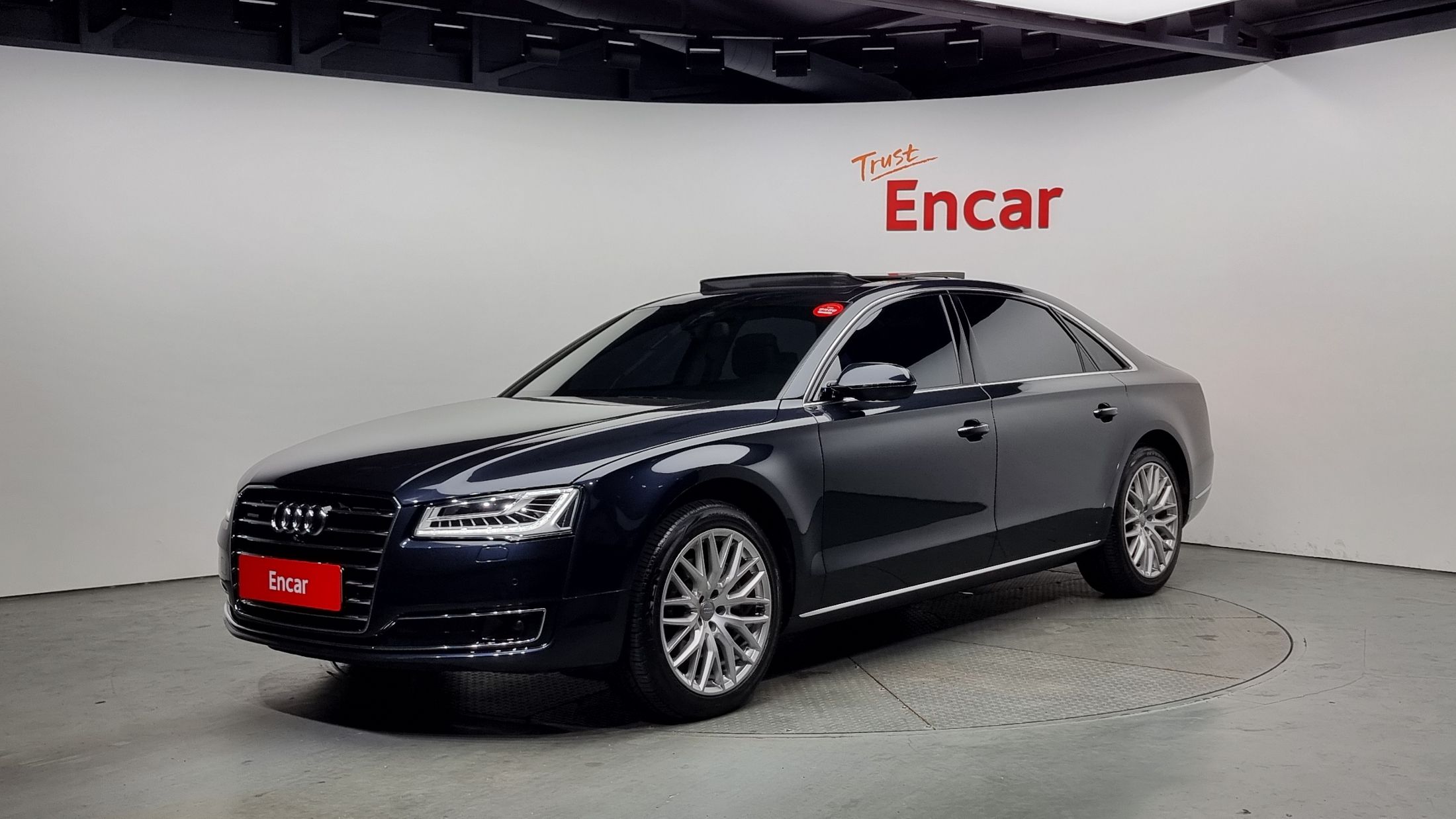 AUDI A8 2016