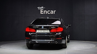 BMW 5-SERIES G30 2018