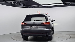 VOLKSWAGEN TOUAREG 2020