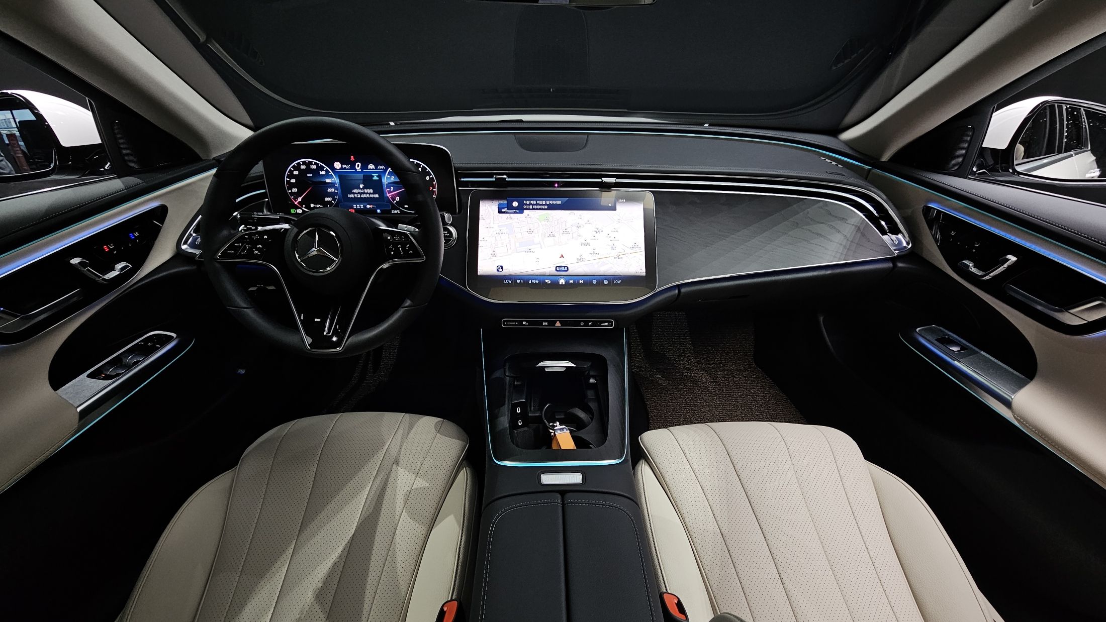 MERCEDES BENZ E-CLASS W214