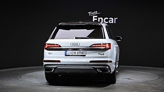 AUDI Q7 4M 2021