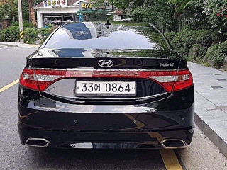 HYUNDAI GRANDEUR HG HYBRID 2016