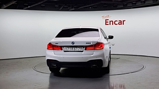 BMW 5-SERIES G30 2018