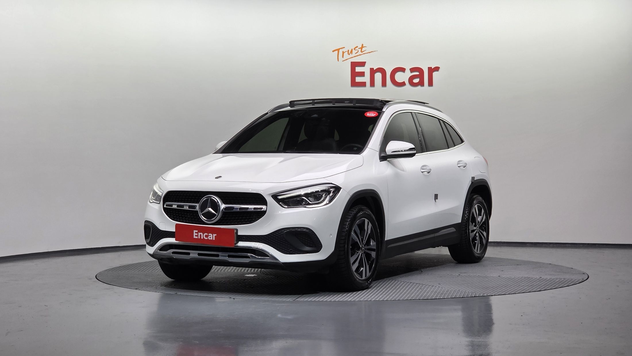 MERCEDES BENZ GLA-CLASS H247 2021
