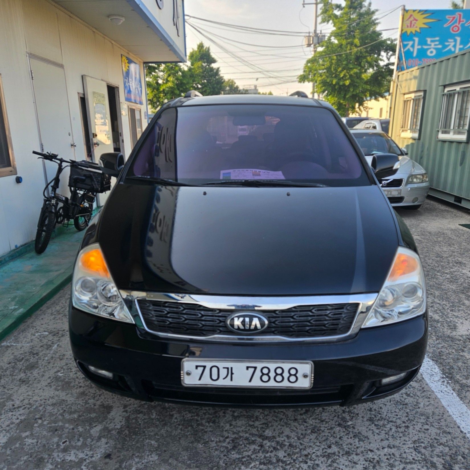 KIA CARNIVAL R 2013