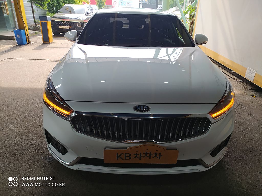 KIA K7
