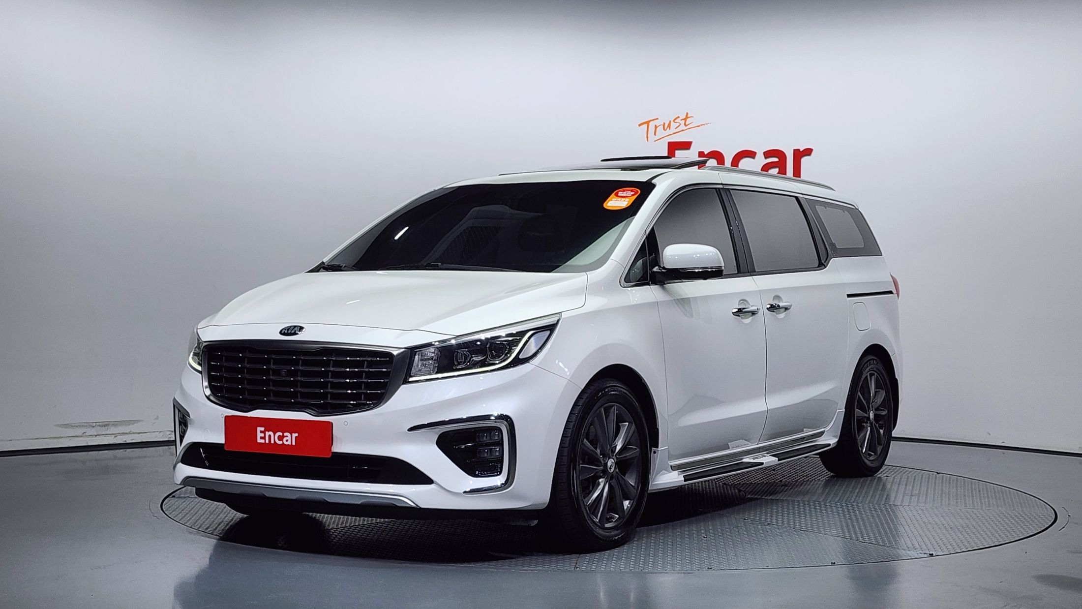 KIA CARNIVAL 2018