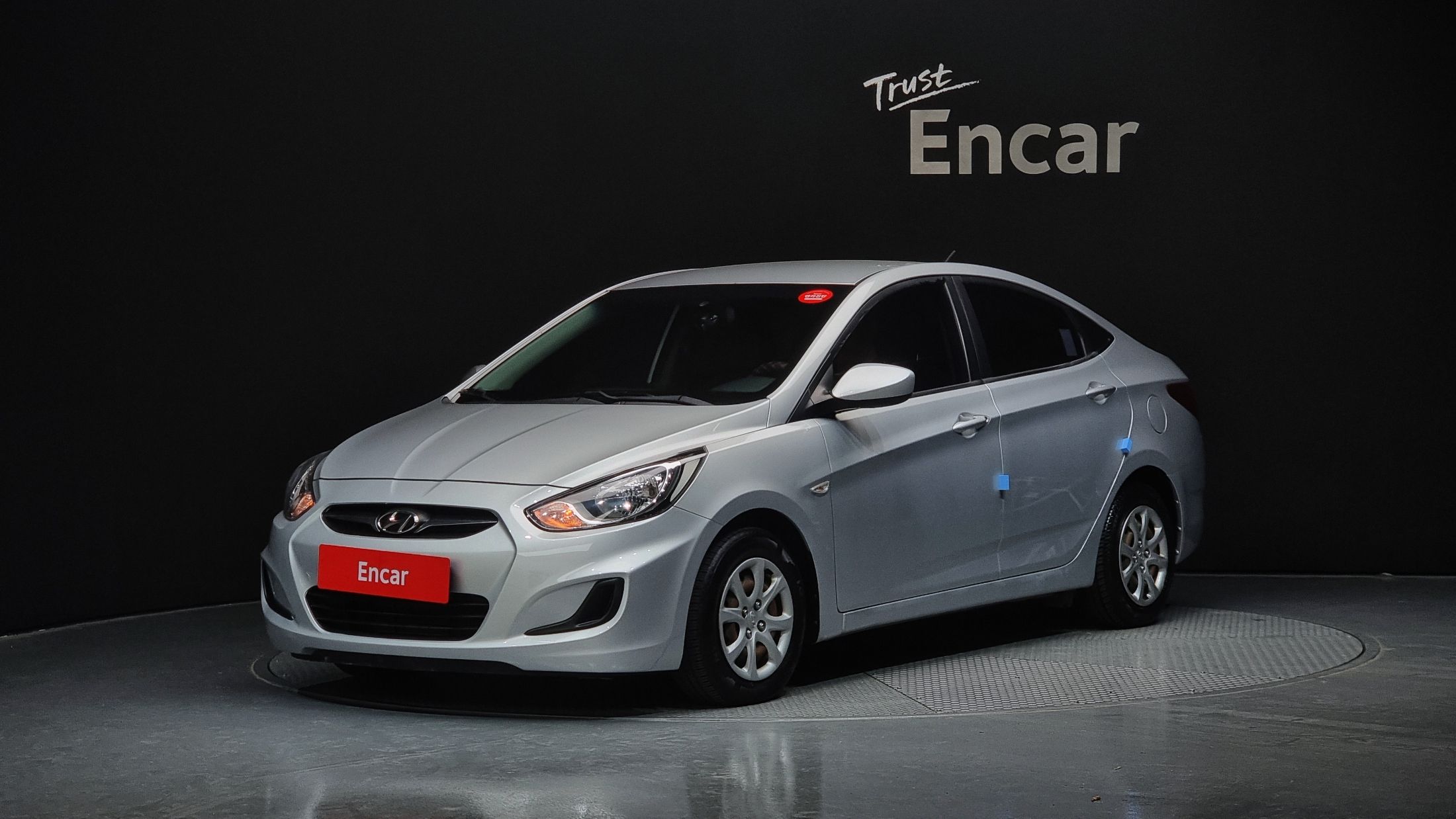 HYUNDAI ACCENT NEW
