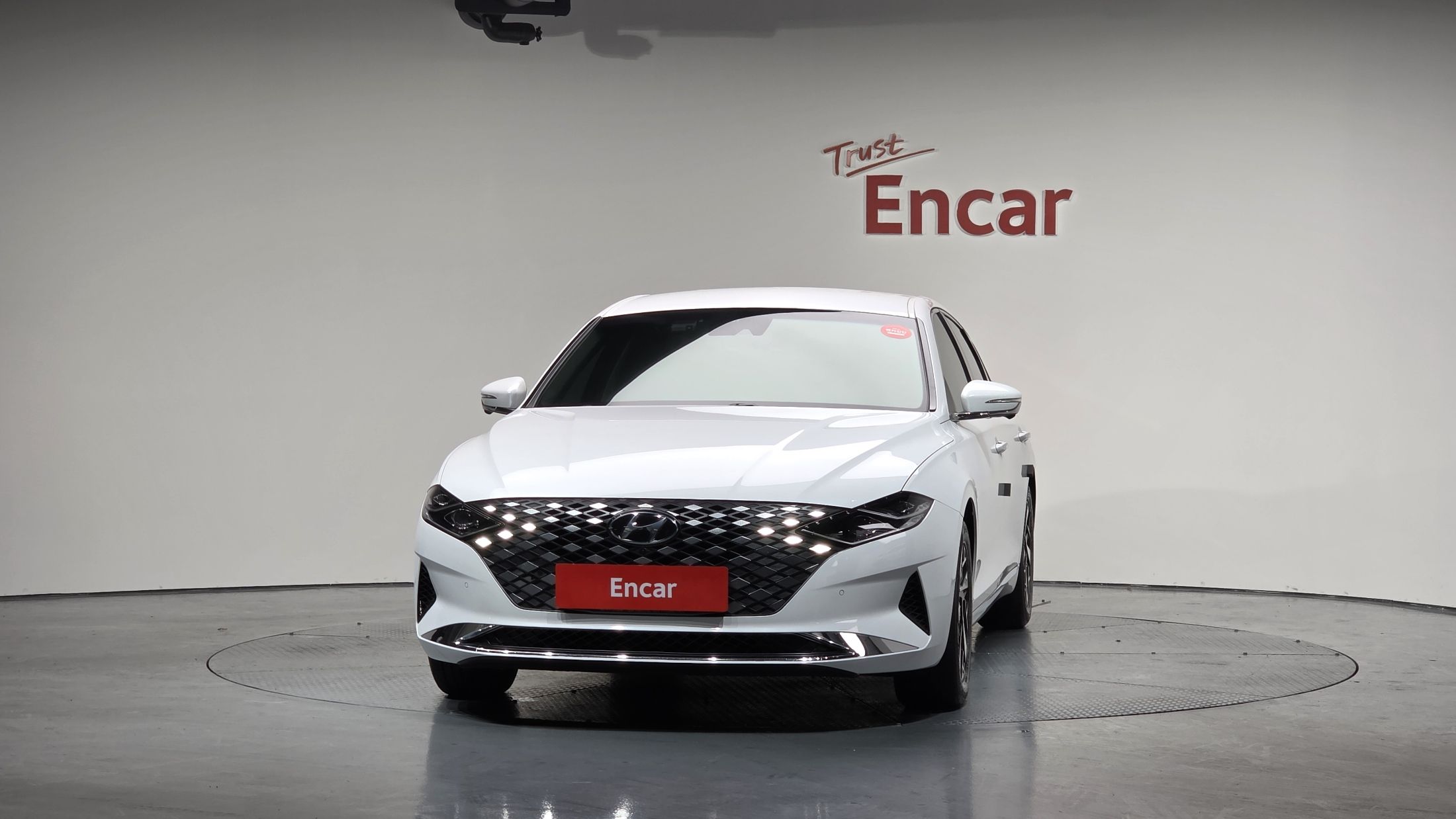 HYUNDAI GRANDEUR IG HYBRID 2019