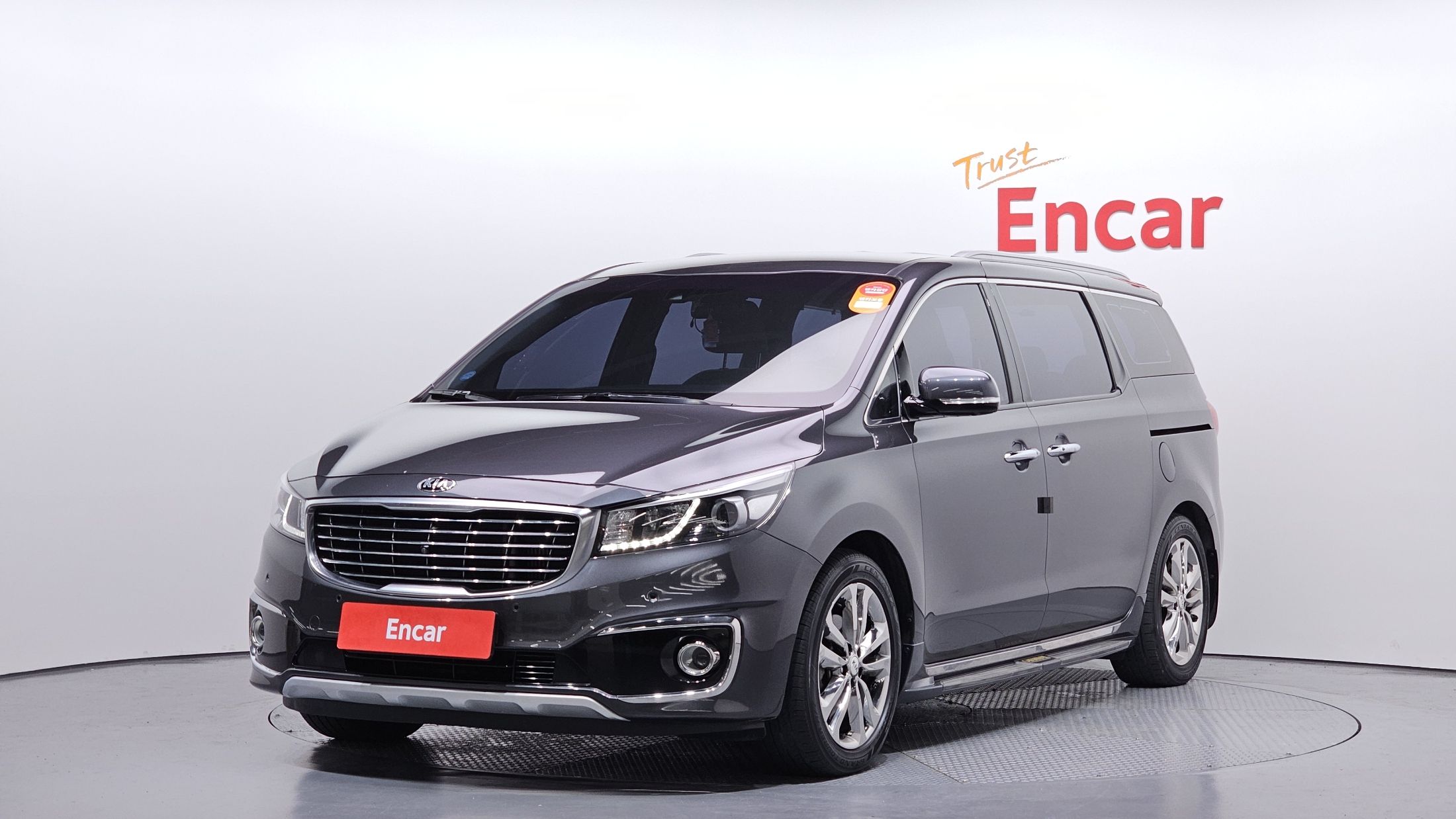 KIA CARNIVAL 2017