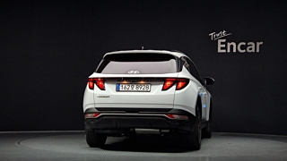 HYUNDAI TUCSON NX4 2021