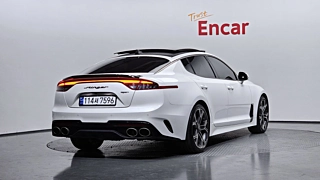 KIA STINGER