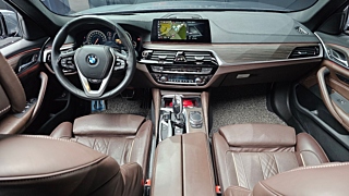 BMW 5-SERIES G30 2017